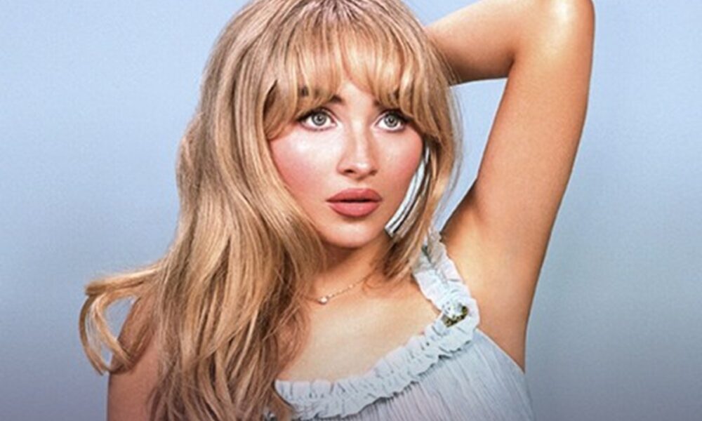 Sabrina Carpenter sur Playup